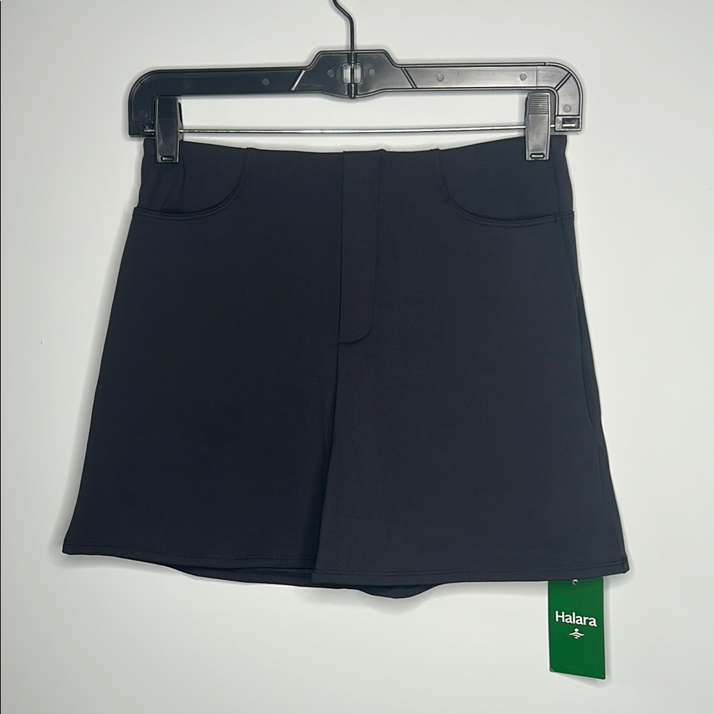 NWT Halara Black Skirt / Skort Small